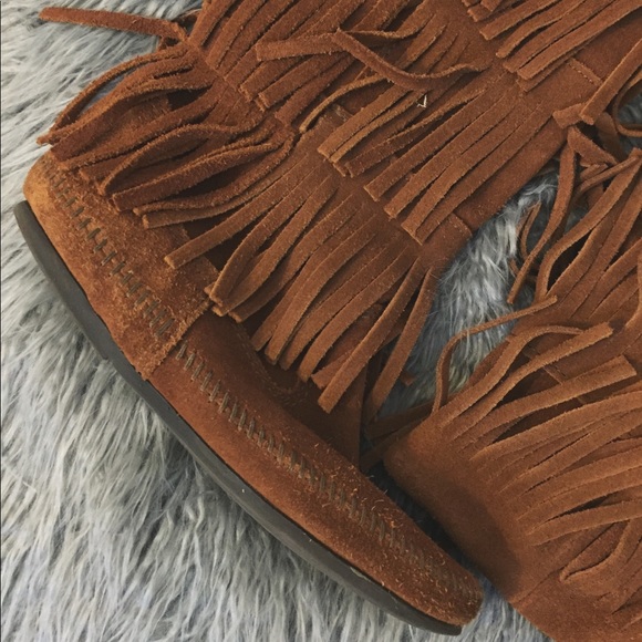 Minnetonka Moccasin 3-Layer Fringe Boot - Picture 2 of 6